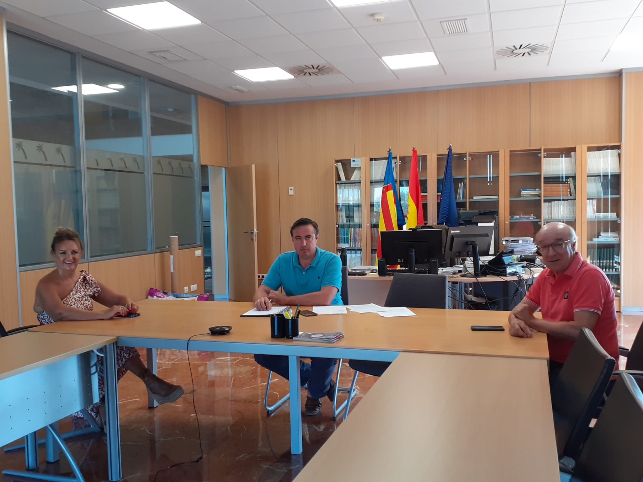 Turisme se alinea con Hosbec en su reivindicación de ayudas para el Imserso Turisme se alinea con Hosbec en su reivindicación de ayudas para el Imserso