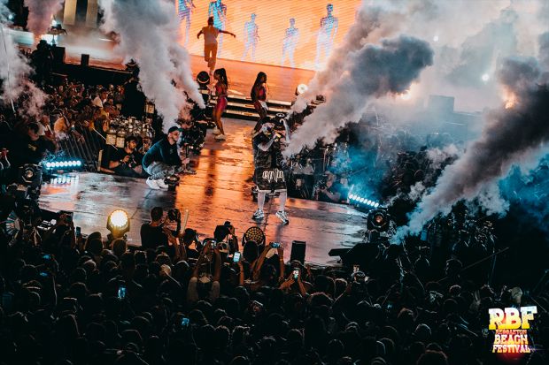 Todo listo en San Pedro Alcántara para acoger el ‘Reggaeton Beach Festival’ Todo listo en San Pedro Alcántara para acoger el ‘Reggaeton Beach Festival’
