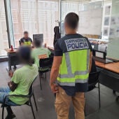 Detenido a tres personas en Callosa de Segura por trata de seres humanos para la explotación laboral