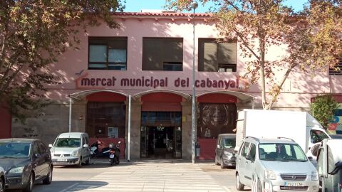 Fachada del Mercado del Cabanyal