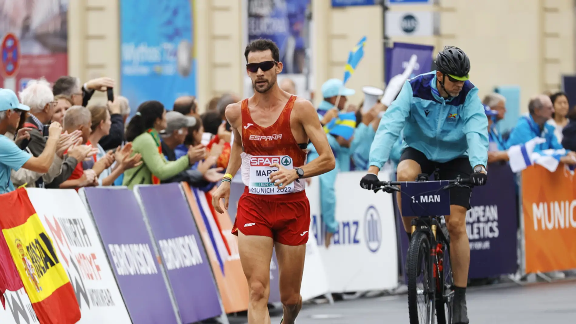 Álvaro Martín y Diego García Carrera, doblete de oro y bronce en 20 km marcha