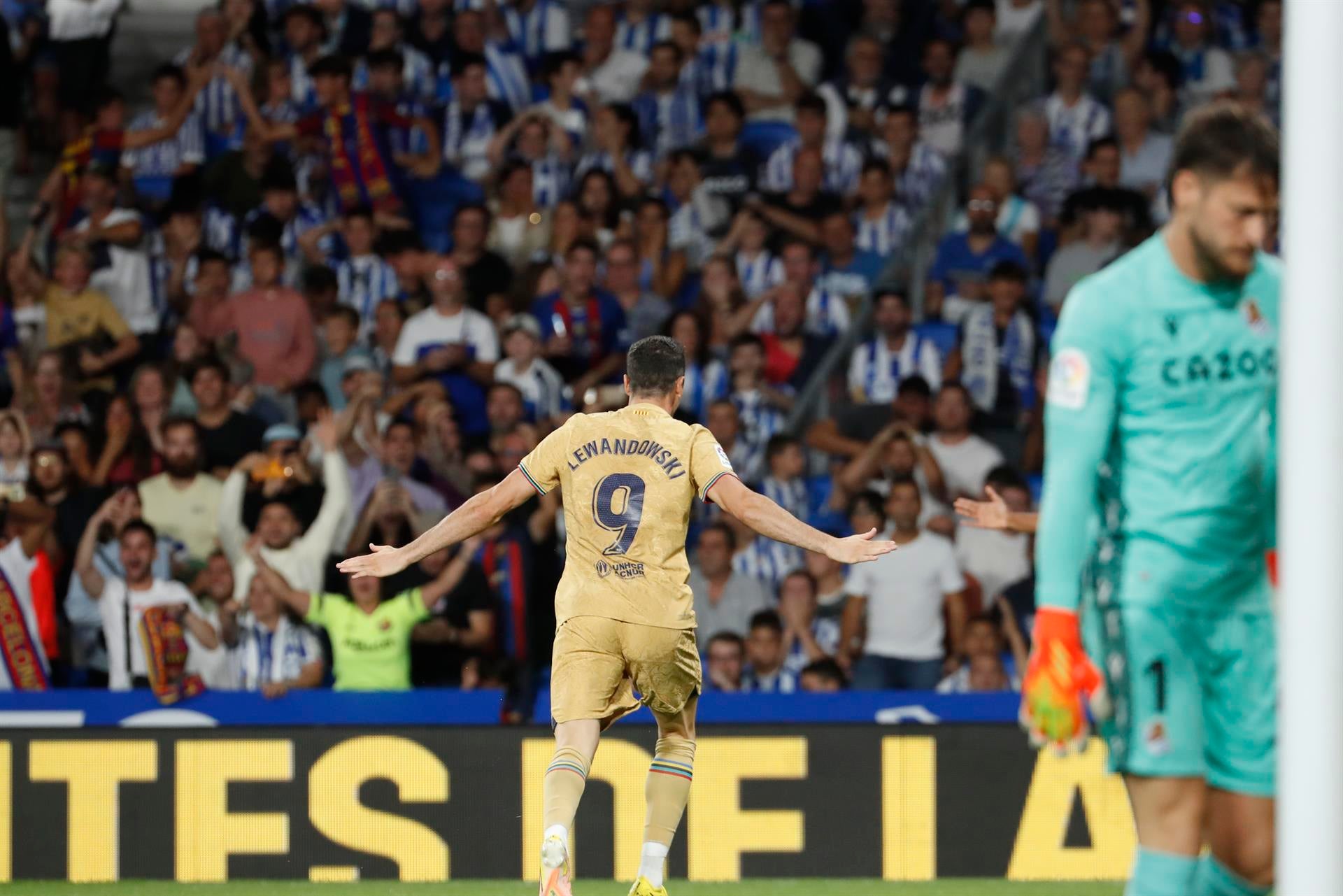 El Barça despega en Liga y Lewandowski se regala un doblete El Barça despega en Liga y Lewandowski se regala un doblete