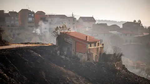 Estabilizado el incendio de Bejís cuyas zonas afectadas visita este lunes Pedro Sánchez