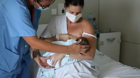 Nacimiento en una hospital público andaluz. Nacimiento en una hospital público andaluz.