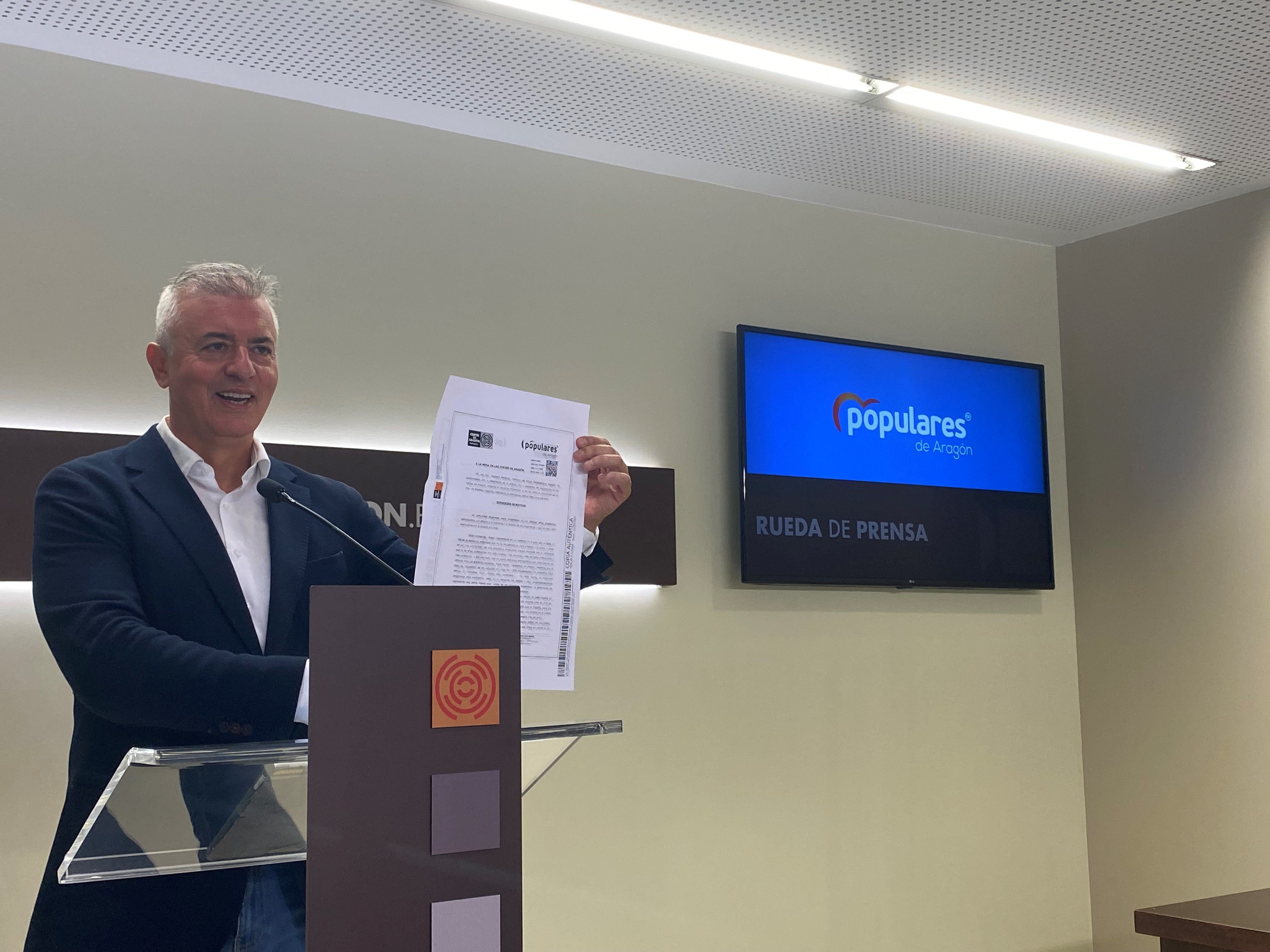 PP y PSOE cruzan acusaciones sobre la gestión económica en Aragón PP y PSOE cruzan acusaciones sobre la gestión económica en Aragón