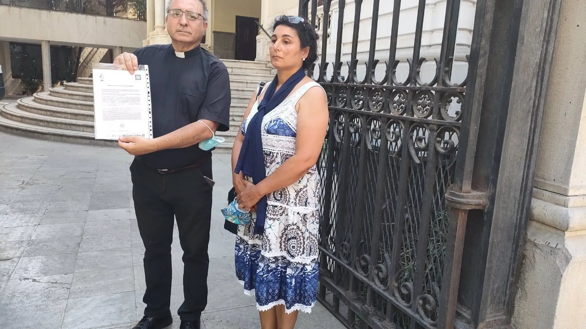 Asociaciones ven "racismo" con la familia del detenido por el crimen de Íllora y piden que vuelva al pueblo