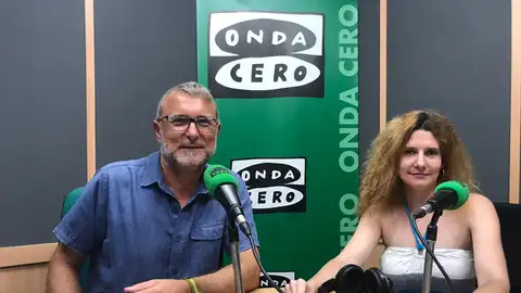 Juan Carlos Fresneda y Yulia Shakalenko en Onda Cero Alicante Juan Carlos Fresneda y Yulia Shakalenko en Onda Cero Alicante
