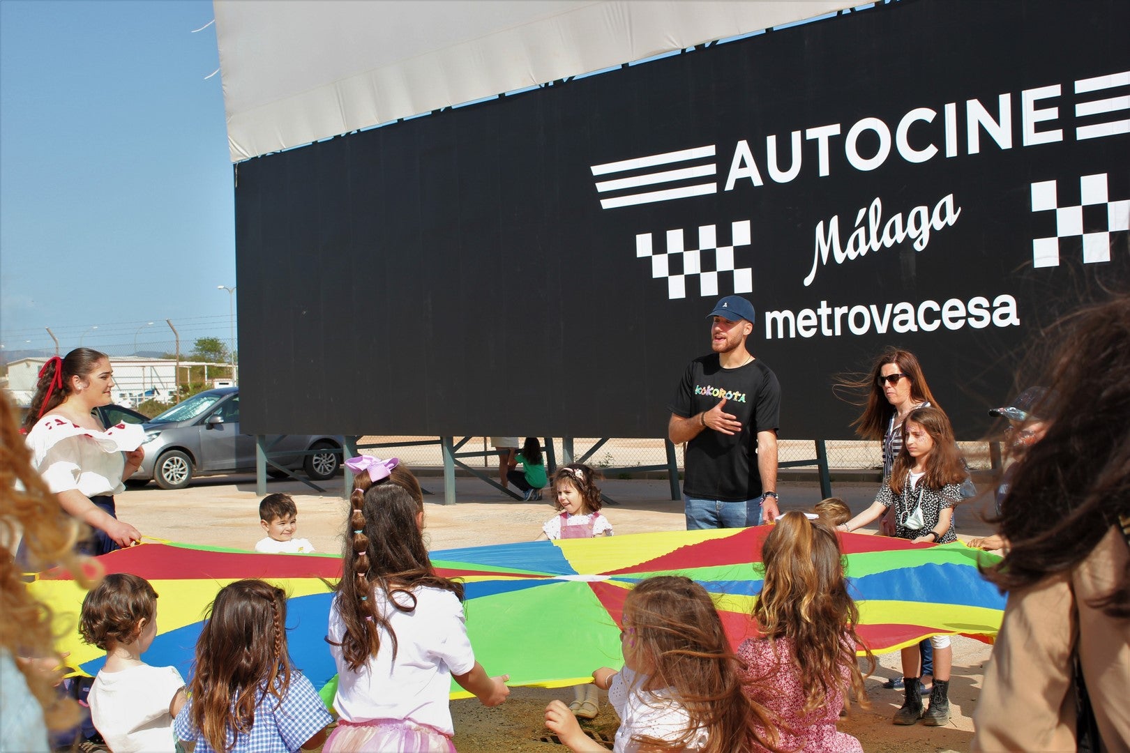 Cierre perfecto en Autocine Málaga Metrovacesa Cierre perfecto en Autocine Málaga Metrovacesa