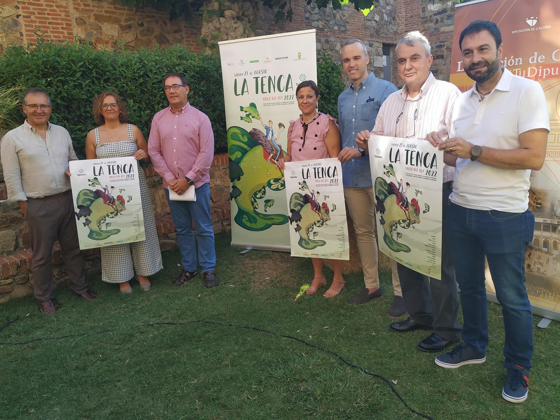 La Fiesta de la Tenca llega este sábado a Villa del Rey y premia al chef de Versátil y a la cooperativa Cooprado La Fiesta de la Tenca llega este sábado a Villa del Rey y premia al chef de Versátil y a la cooperativa Cooprado