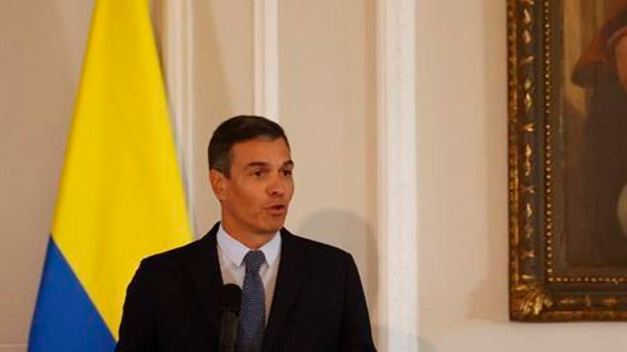 El Plan B De Pedro Sánchez Para El Midcat Es Italia, En Caso De ...