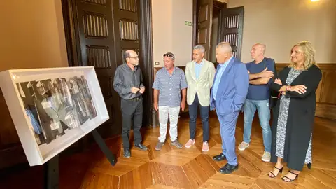 Pablo Zuloaga en Comillas Pablo Zuloaga en Comillas, Palacio de Sobrellano. Vicepresidente del Gobierno de Cantabria.