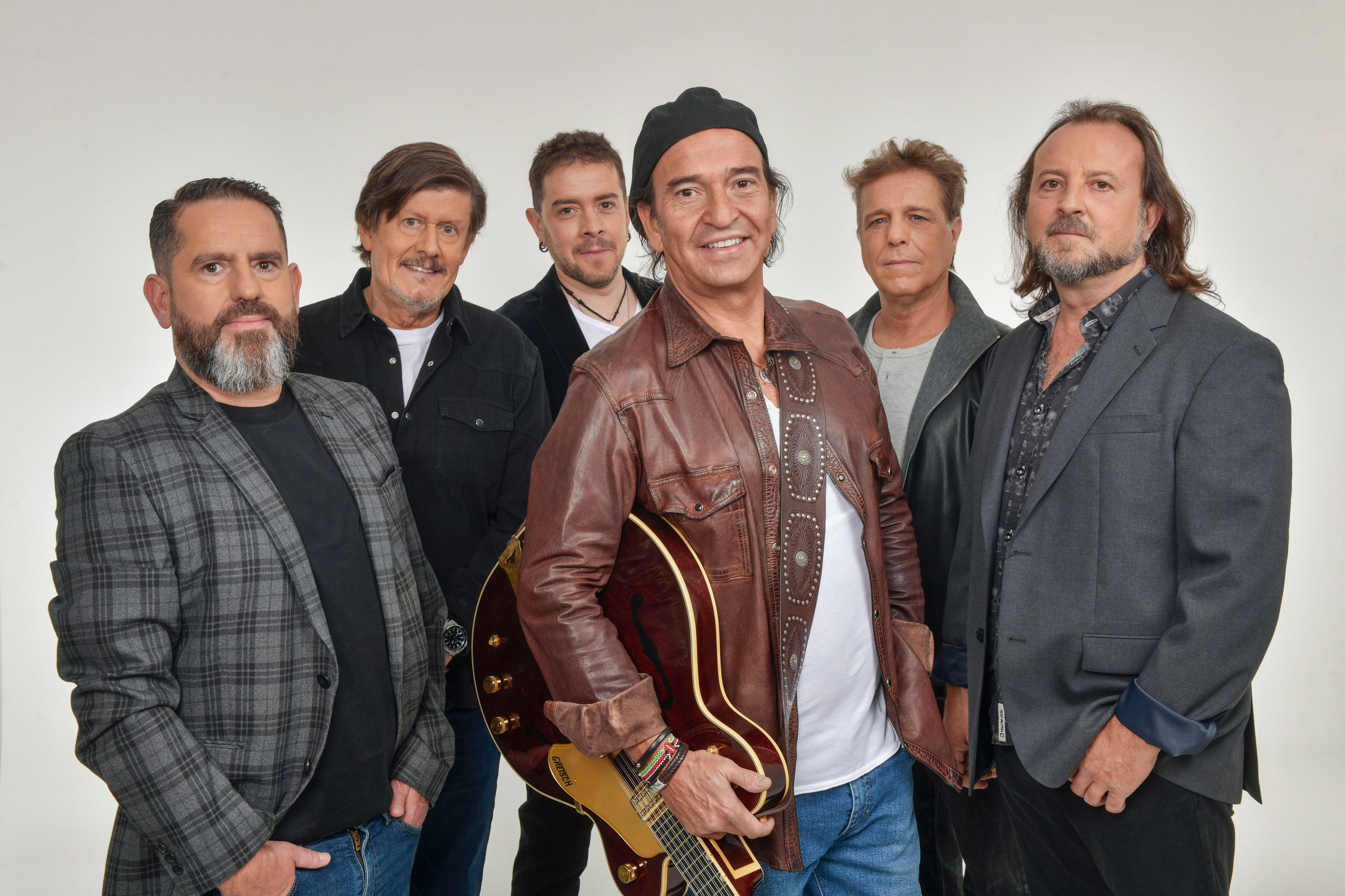 La Caseta de los Jardinillos acogerá a la icónica banda 'Los Secretos' para despedir la Feria de Albacete La Caseta de los Jardinillos acogerá a la icónica banda 'Los Secretos' para despedir la Feria de Albacete