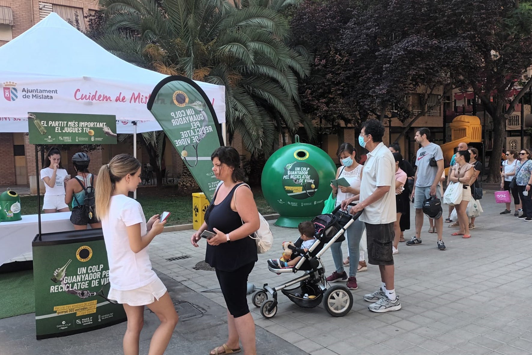 Los amantes del tenis podrán disfrutar de la Copa Davis gratis a través del reciclaje de vidrio Los amantes del tenis podrán disfrutar de la Copa Davis gratis a través del reciclaje de vidrio