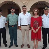 El policía nacional Luis Muñoz en el centro de la imagen El policía nacional Luis Muñoz en el centro de la imagen