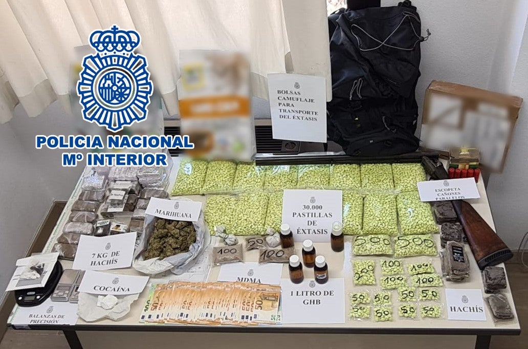 La Policía Nacional desmantela un piso en Elche desde el que se distribuía droga a toda la provincia La Policía Nacional desmantela un piso en Elche desde el que se distribuía droga a toda la provincia