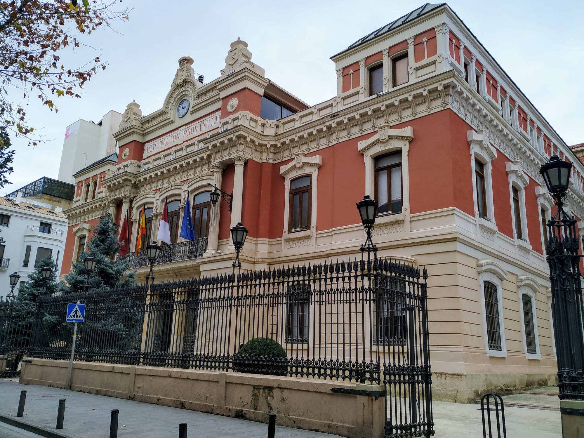 13 localidades de la provincia de Albacete carecen de todo tipo de servicio bancario 13 localidades de la provincia de Albacete carecen de todo tipo de servicio bancario