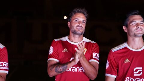 Pedro León en su presentación con el Real Murcia