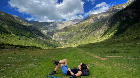 La superfoto de Carmen Martinez Torrón "SuperKarmen" en Un alto en el camino