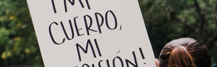 ¿Le parece necesario incluir el derecho al aborto en la Constitución?