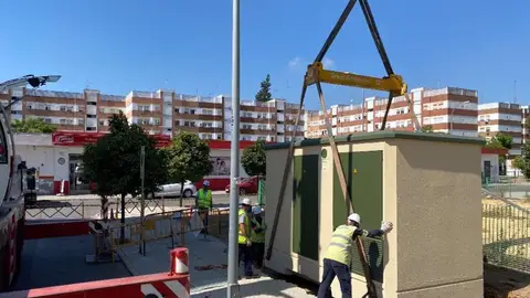 Instalación de centro de transformación de Endesa en Nuestra Señora de la Oliva en Sevilla.