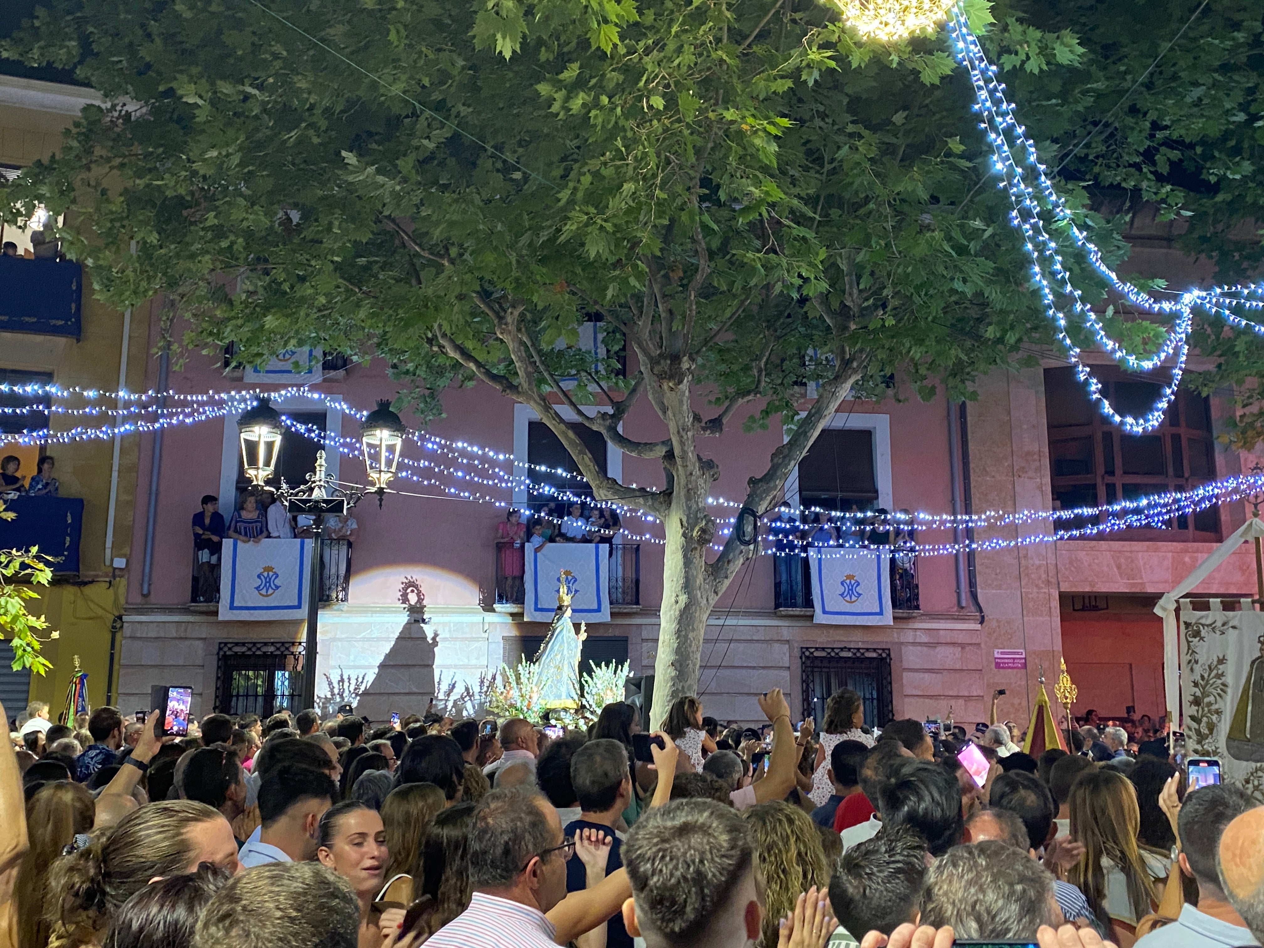 Aspe cierra sus fiestas registrando un récord de 20.000 participantes Aspe cierra sus fiestas registrando un récord de 20.000 participantes