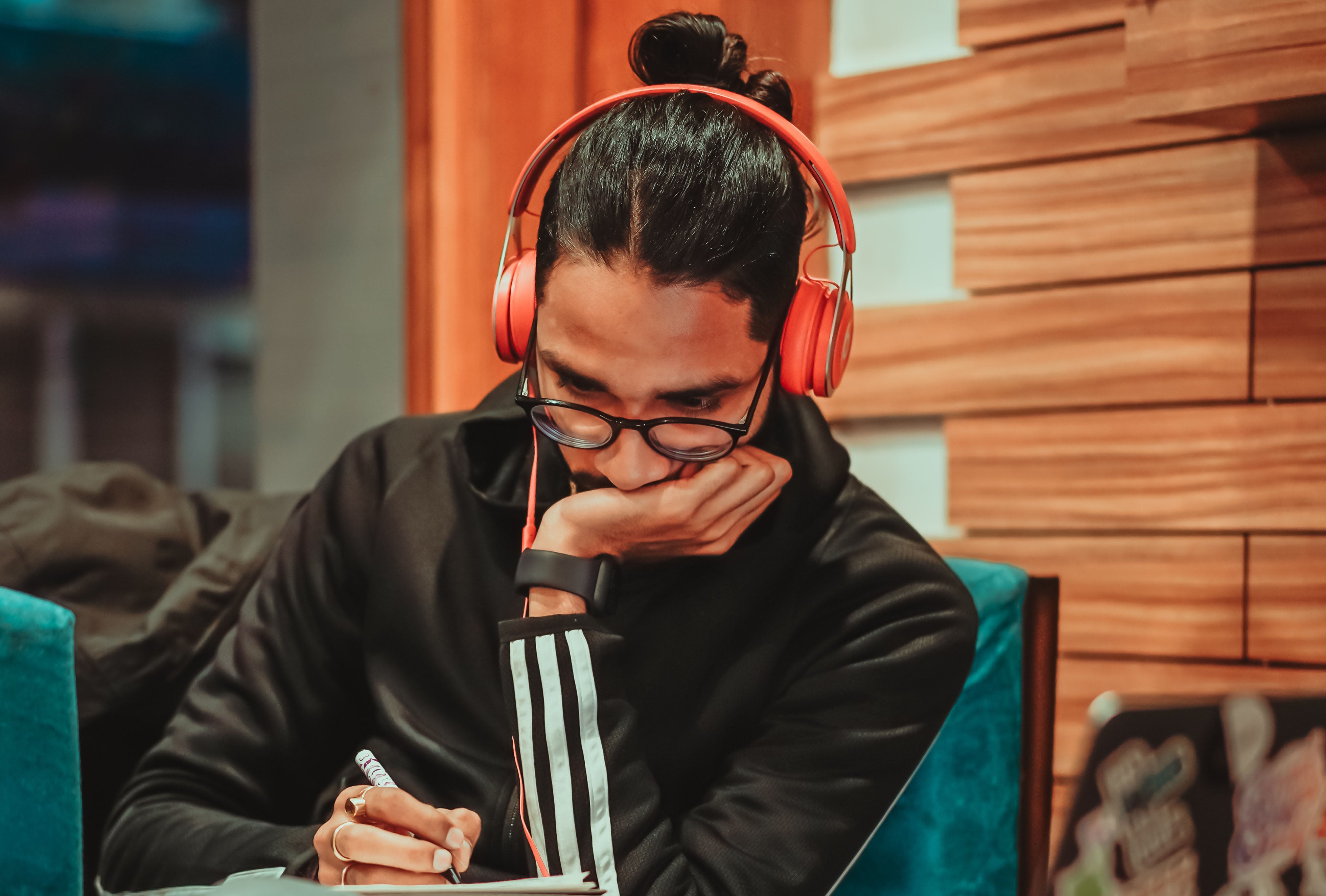 Así puede afectar a tu cerebro aumentar la velocidad de los audios de WhatsApp Así puede afectar a tu cerebro aumentar la velocidad de los audios de WhatsApp