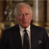 Carlos III promete servir a su pueblo "con lealtad, con respeto y con amor"