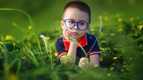 Hoy descubrimos las lentes Superkid Miofocal, que reducen la progresión de la miopía en niños y niñas en un 40% optica