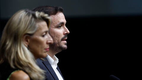 Yolanda D&iacute;az y Alberto Garz&oacute;n, en una imagen de archivo