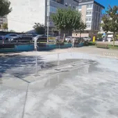 O Concello pon en funcionamento unha fonte con chorros de auga no parque do Couto O Concello pon en funcionamento unha fonte con chorros de auga no parque do Couto
