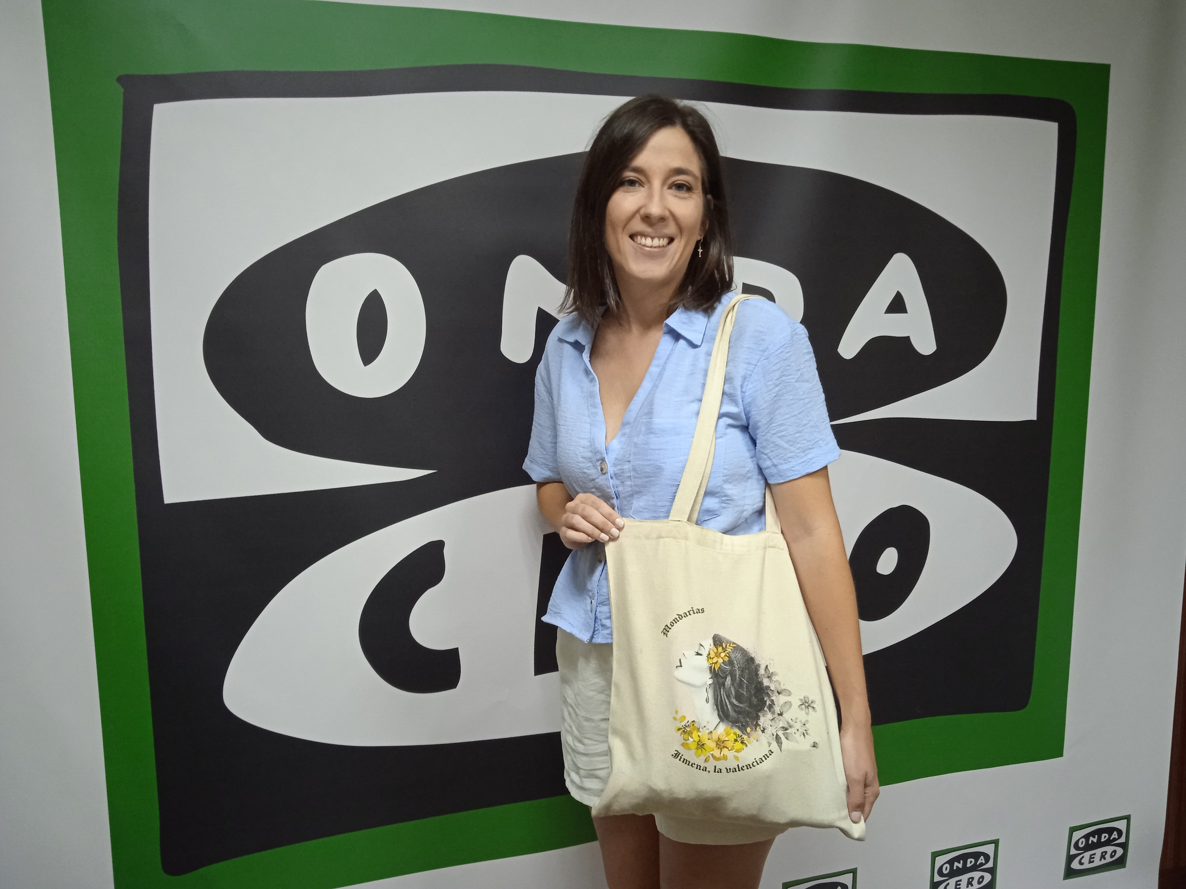 Almudena Monferrer presenta "Mondarias" Almudena Monferrer presenta "Mondarias"