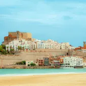 Hoy conocemos de cerca a uno de nuestros patrocinadores, el Gran Hotel Peñíscola, de la mano de su director Hoy conocemos de cerca a uno de nuestros patrocinadores, el Gran Hotel Peñíscola, de la mano de su director