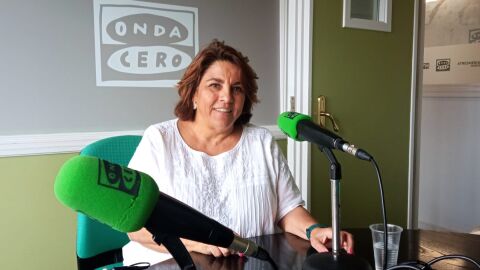 La directora general de turismo, Laura de Arce, en los estudios de Onda Cero Marbella