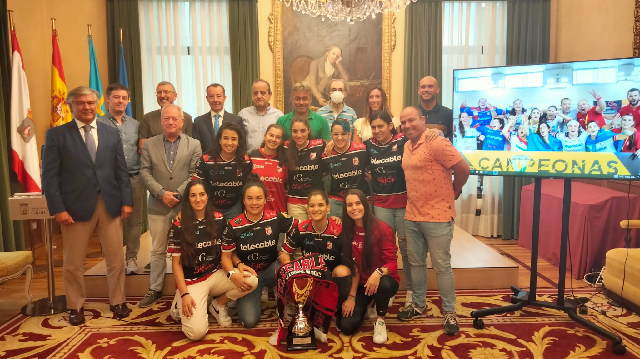 12 + 1 para el Telecable 12 + 1 para el Telecable