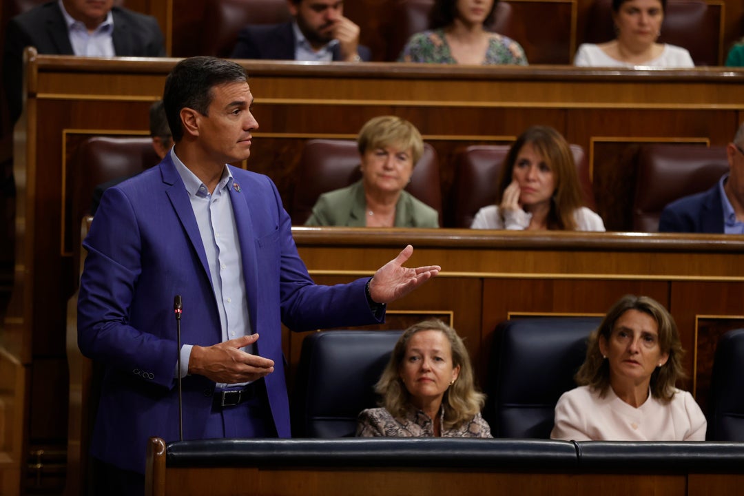 Tertulia: Analizamos la sesión de control al Gobierno y los titulares de Sánchez Tertulia: Analizamos la sesión de control al Gobierno y los titulares de Sánchez