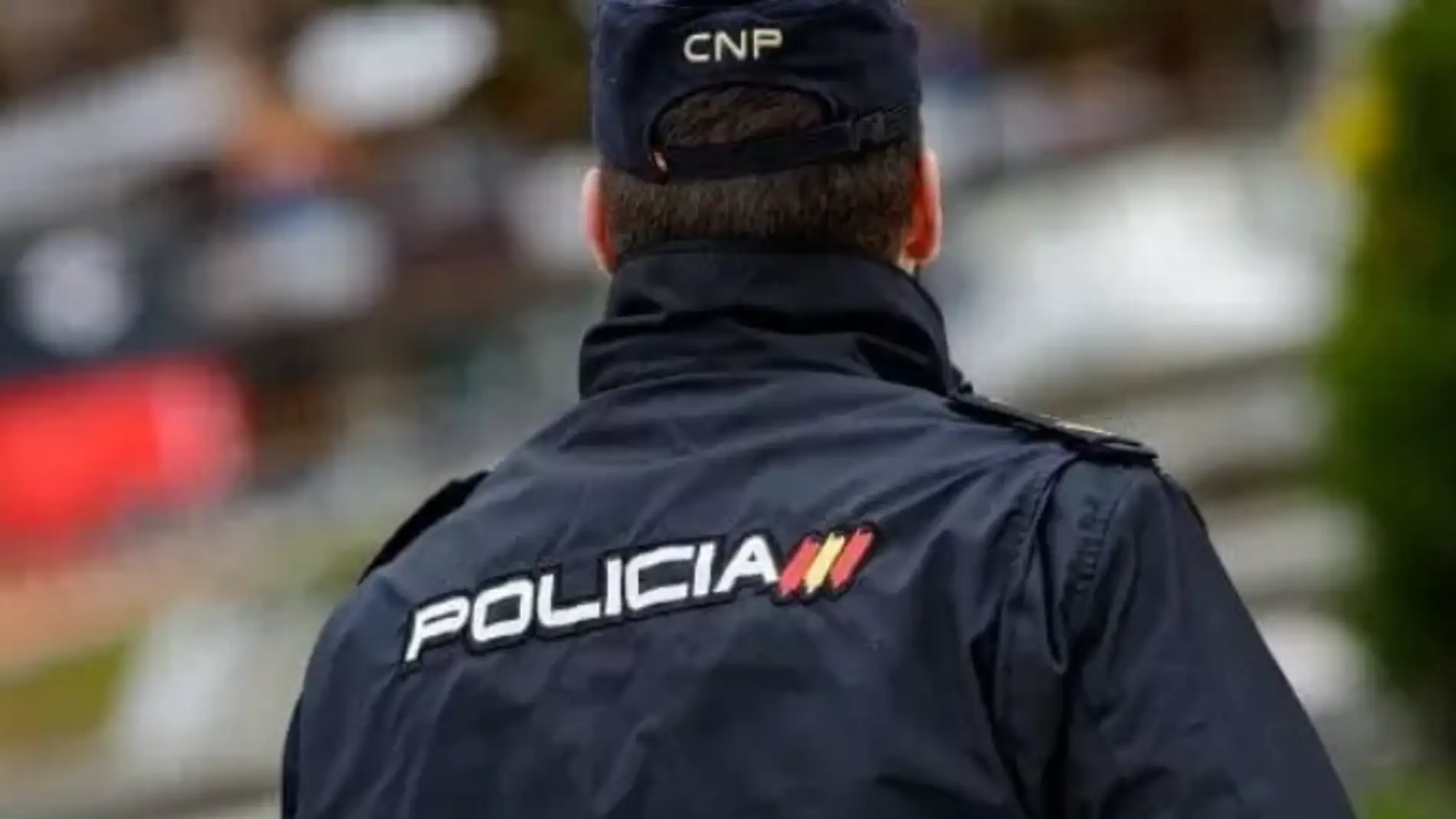 La Policía Nacional desmantela una red que trasladaba a menores llegados en patera desde Canarias a la península y a otros países europeos