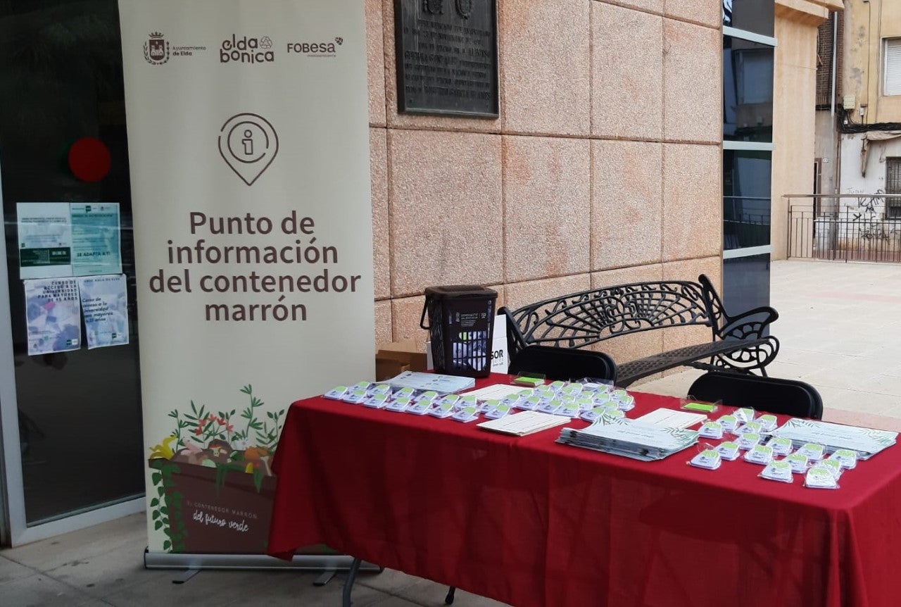 Una campaña informativa fomenta la correcta separación de los residuos orgánicos Una campaña informativa fomenta la correcta separación de los residuos orgánicos