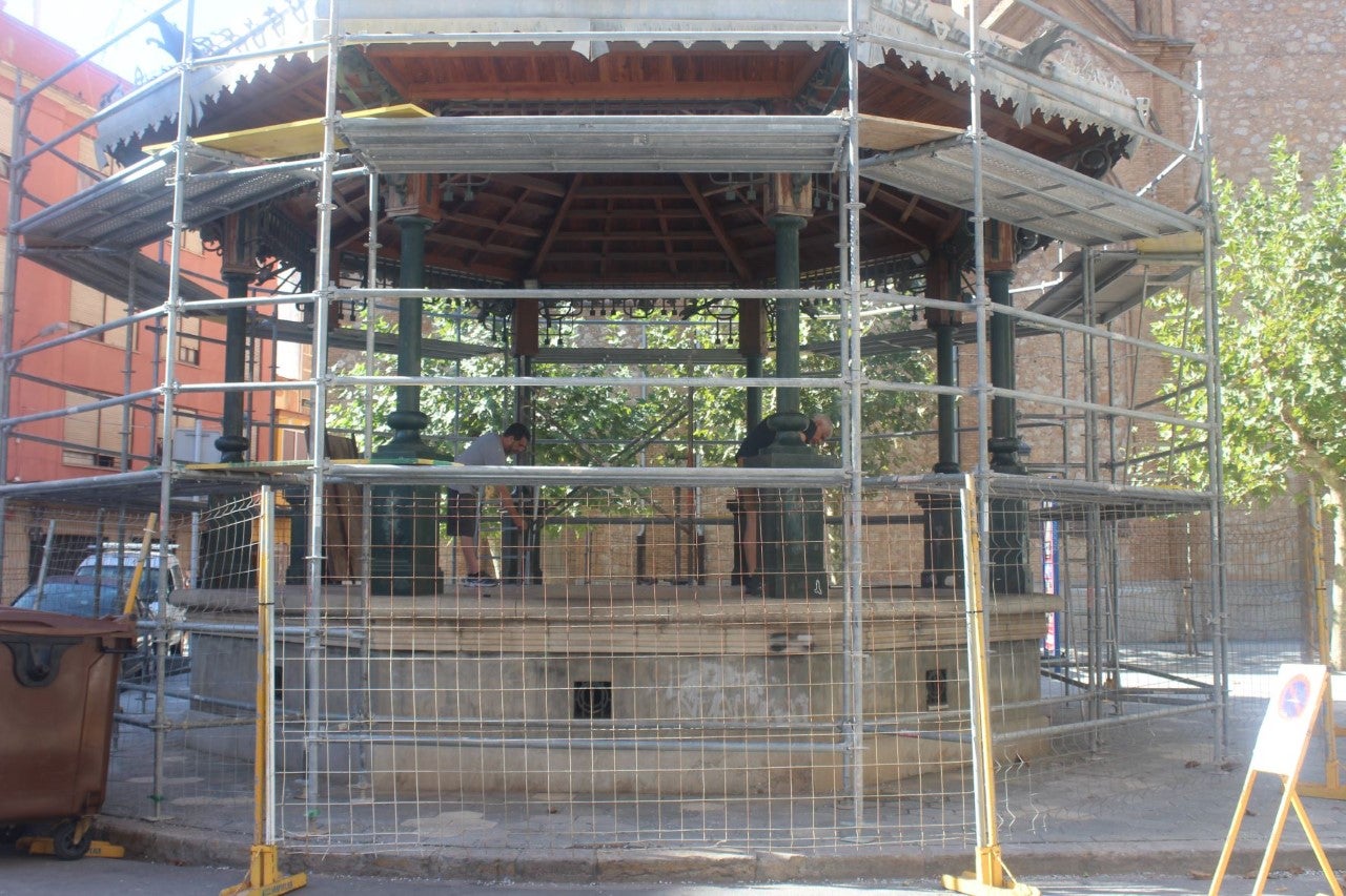 Burriana inicia la reparación del popular pabellón de la música del camí d´Onda Burriana inicia la reparación del popular pabellón de la música del camí d´Onda