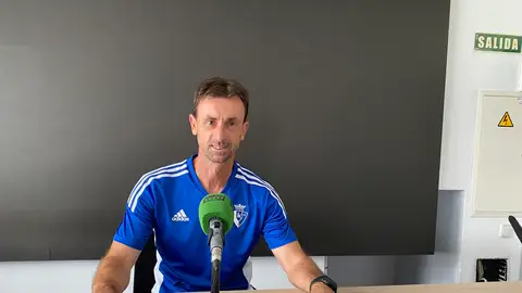 Santi Castillejo Entrenador de Osasuna Promesas