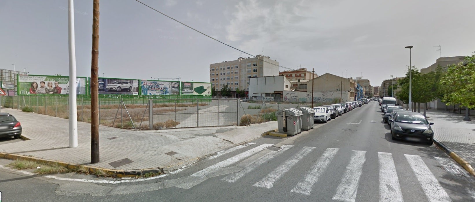 Las parcelas en las que se construirá el nuevo palacio de congresos de Elche serán provisionalmente un aparcamiento público Las parcelas en las que se construirá el nuevo palacio de congresos de Elche serán provisionalmente un aparcamiento público