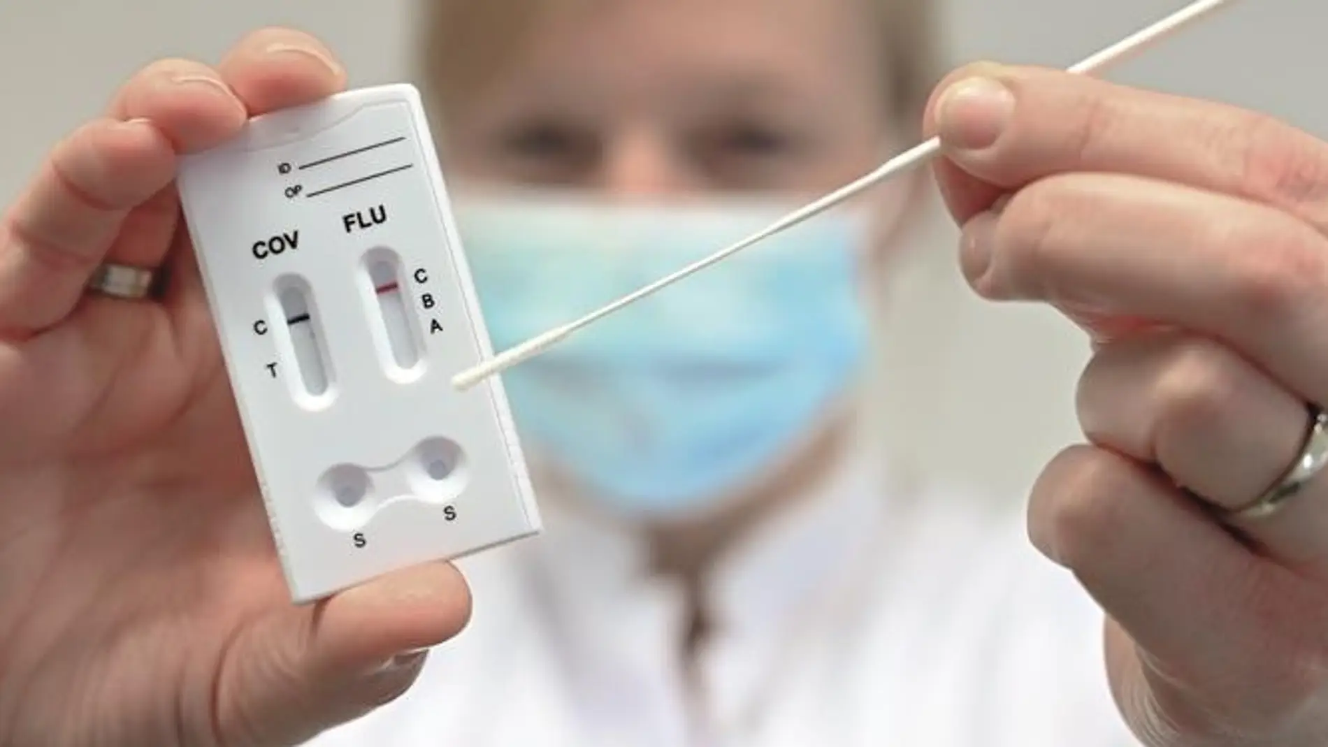 Los nuevos test permiten diagnosticar COVID y gripe
