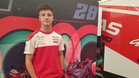 Izan Guevara: Aspiro a subir de categoría como Campeón del Mundo de Moto3