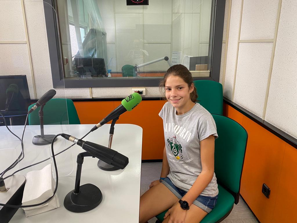 Una joven promesa de 14 años con los pies en el suelo Una joven promesa de 14 años con los pies en el suelo
