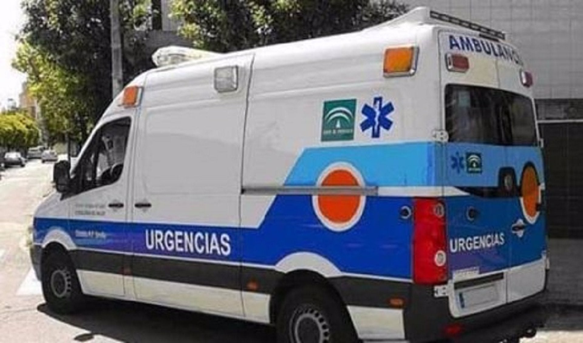 Muere un hombre tras caer desde varios metros de altura en una nave del Sector 20 Muere un hombre tras caer desde varios metros de altura en una nave del Sector 20