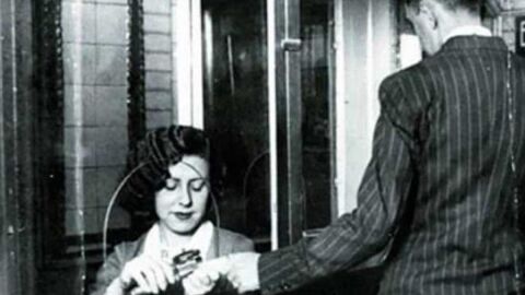 Taquillera del Metro de Madrid