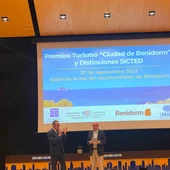 toni mayor premio toni perez alcalde benidorm turismo toni mayor premio toni perez alcalde benidorm turismo