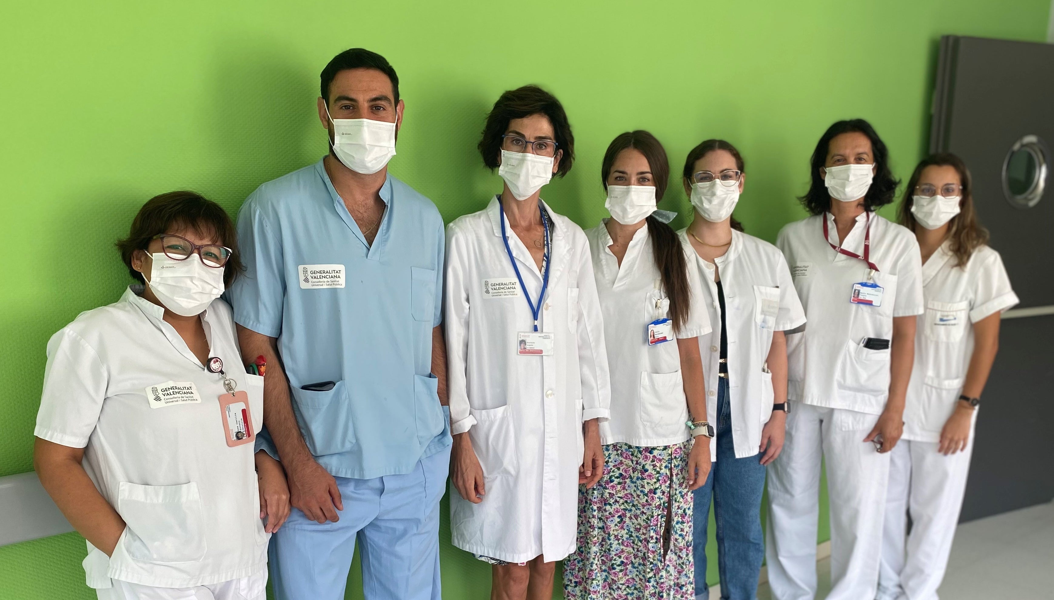 El servicio de Otorrinolaringología del Hospital Universitario de Torrevieja comienza a realizar septorrinoplastias ultrasónicas de última generación El servicio de Otorrinolaringología del Hospital Universitario de Torrevieja comienza a realizar septorrinoplastias ultrasónicas de última generación