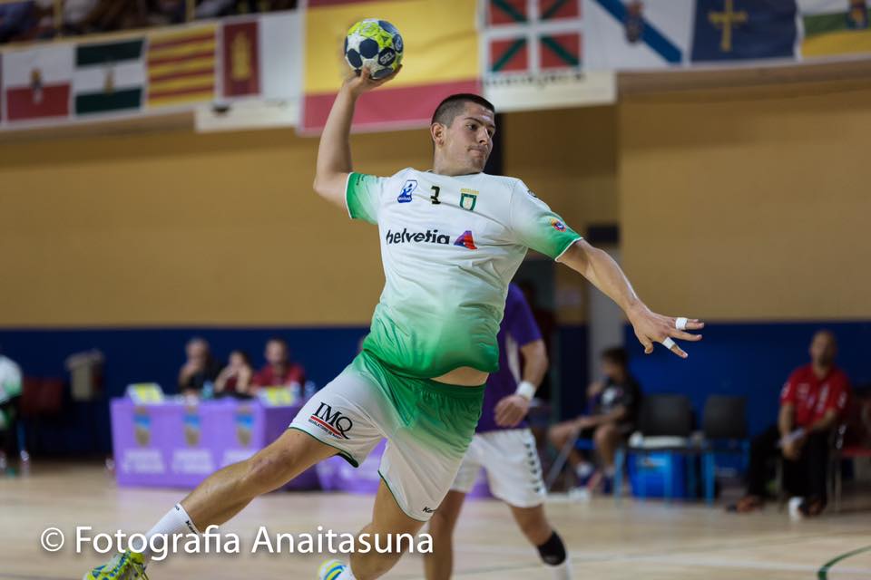 Antonio Bazán: "Cuando llama la selección no hay cansancio ni nada; solo piensas en ir" Antonio Bazán: "Cuando llama la selección no hay cansancio ni nada; solo piensas en ir"