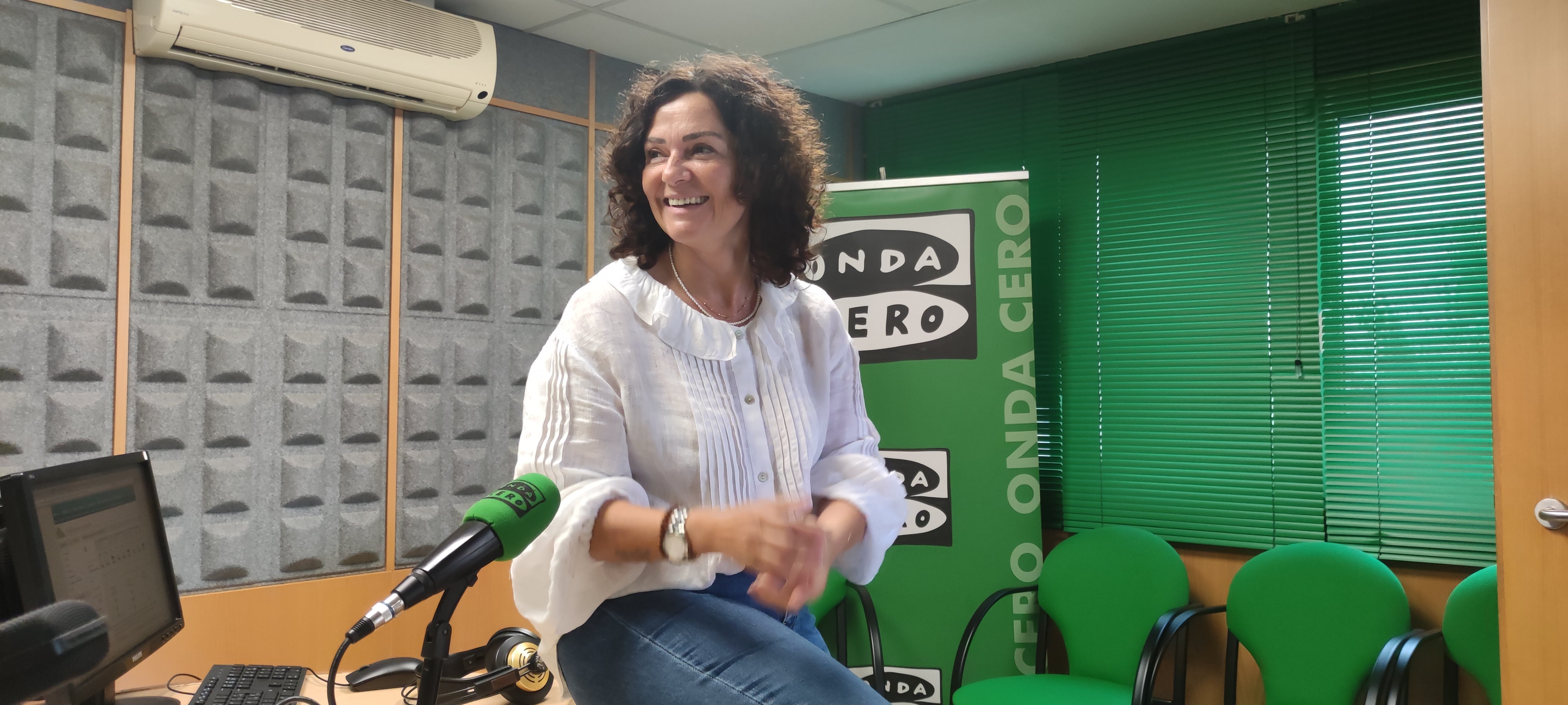 Marta Blanco: "Ayudamos en la tramitación de la Ley de Dependencia, que nadie deje de solicitar lo que le corresponde" Marta Blanco: "Ayudamos en la tramitación de la Ley de Dependencia, que nadie deje de solicitar lo que le corresponde"