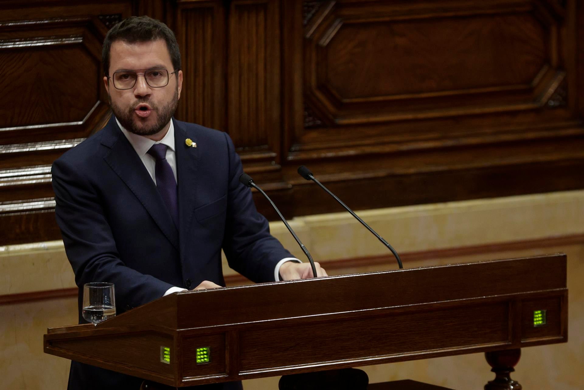 Junts dice que sus consellers han avalado la cuestión de confianza a Aragonès y Presidencia lo niega Junts dice que sus consellers han avalado la cuestión de confianza a Aragonès y Presidencia lo niega
